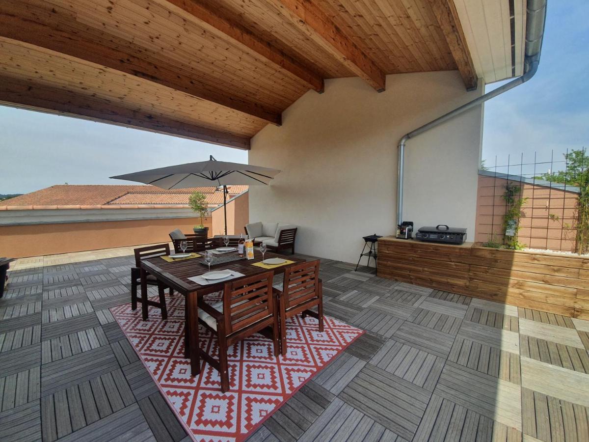 Terrasse 130M2 Panoramique Avec Climatisation Piscine - 3 Chambres Греу-ле-Бэн Экстерьер фото